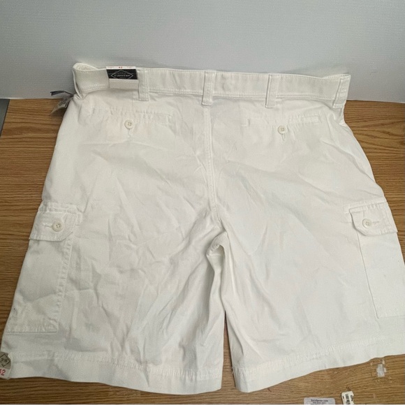 St. John’s Bay Men’s Cargo Shorts White Size 42 - Picture 2 of 15